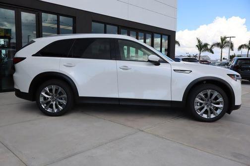 Rhodium White Premium 2026 Mazda CX-90 3.3 Turbo Preferred