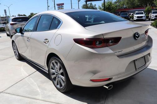 Platinum Quartz Metallic 2025 Mazda Mazda3 FWD w/Preferred Package