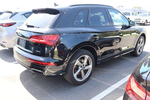 Black Metallic 2020 Audi Q5 45 Titanium Premium