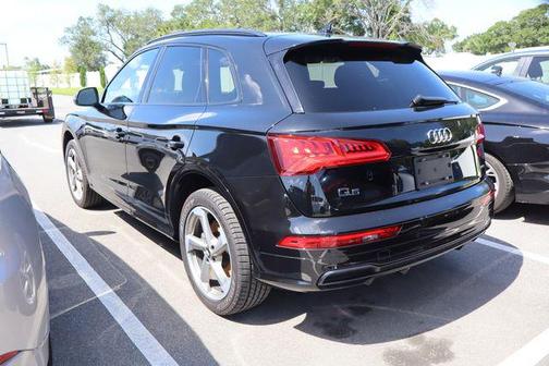 Black Metallic 2020 Audi Q5 45 Titanium Premium