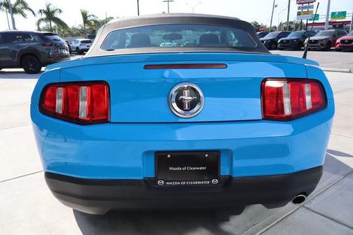 Grabber Blue 2010 Ford Mustang Base