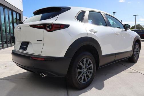 Snowflake White Pearl Mica 2026 Mazda CX-30 2.5 S