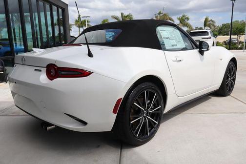 Snowflake White Pearl Mica 2026 Mazda MX-5 Miata Grand Touring