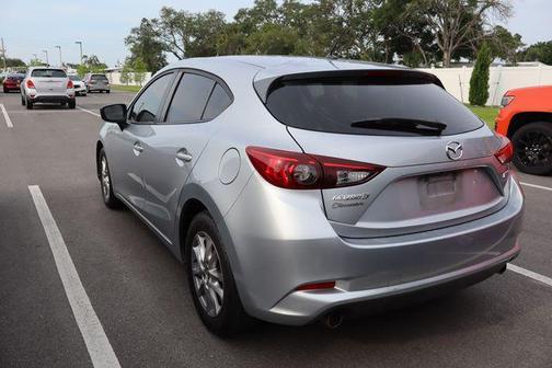 Sonic Silver Metallic 2018 Mazda Mazda3 Sport