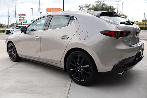 Platinum 2026 Mazda Mazda3 FWD w/Premium Package