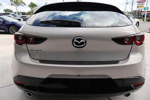 Platinum 2026 Mazda Mazda3 FWD w/Premium Package
