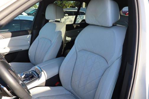 Alpine White 2023 BMW X5 PHEV xDrive45e