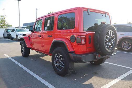 Firecracker Red Clearcoat 2025 Jeep Wrangler 4-Door Sahara 4x4