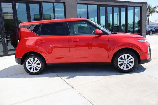 Inferno Red 2022 Kia Soul LX