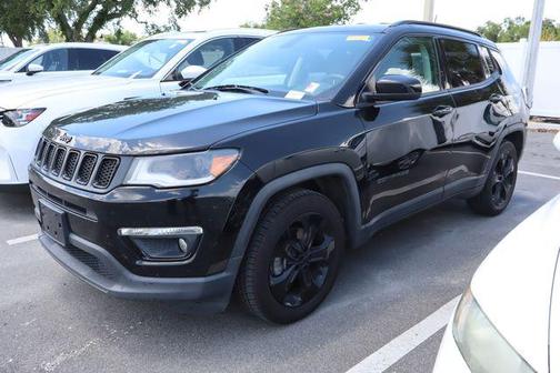Diamond Black Crystal Pearlcoat 2020 Jeep Compass Latitude