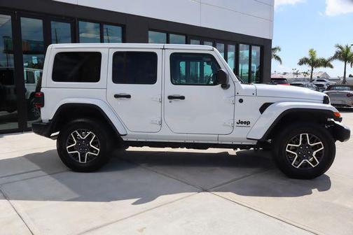 Bright White Clearcoat 2025 Jeep Wrangler 4-Door Sahara 4x4