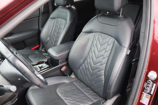 Dawning Red 2023 Kia Sportage X-Line