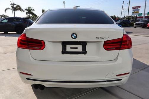 Alpine White 2018 BMW 330 330i