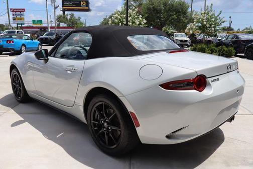 Ceramic White 2019 Mazda MX-5 Miata Sport