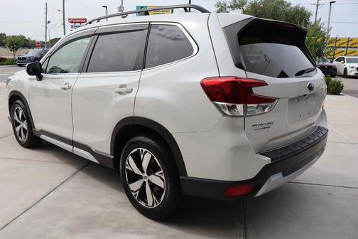 Crystal White Pearl 2020 Subaru Forester Touring