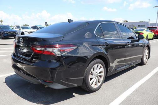 Midnight Black Metallic 2022 Toyota Camry LE