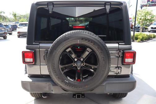 Granite Crystal Metallic Clearcoat 2022 Jeep Wrangler Unlimited Sport Altitude