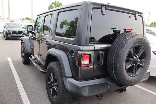 Granite Crystal Metallic Clearcoat 2022 Jeep Wrangler Unlimited Sport Altitude