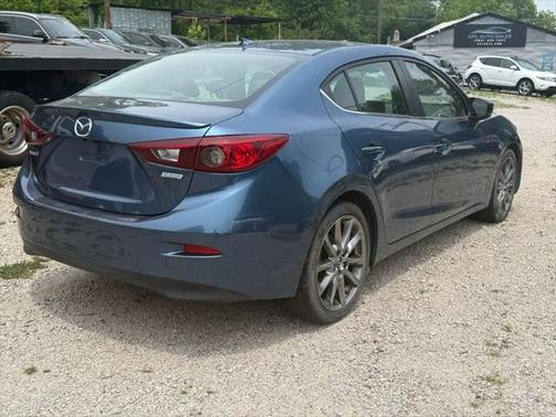 2018 Mazda Mazda3 Touring