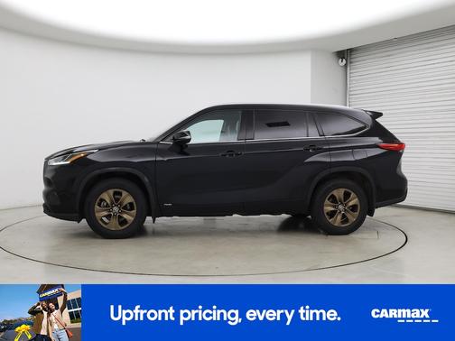 2022 Toyota Highlander Hybrid XLE Bronze