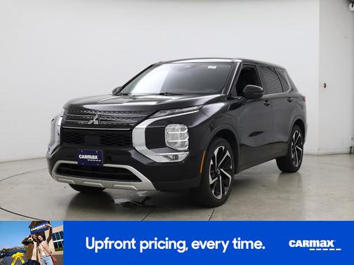 2023 Mitsubishi Outlander SE