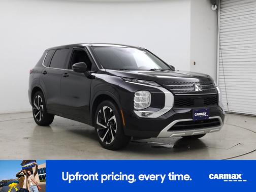 2023 Mitsubishi Outlander SE