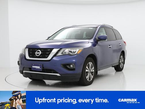 2017 Nissan Pathfinder SL