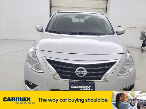 2018 Nissan Versa SV