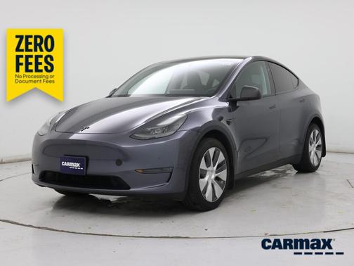 Gray 2023 Tesla Model Y Long Range