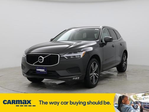 2021 Volvo XC60 T6 Momentum