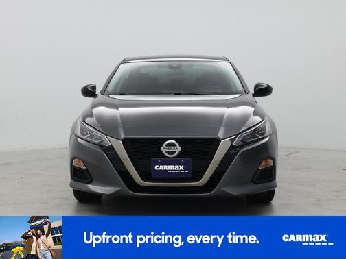 2020 Nissan Altima SR