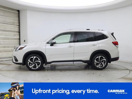 White 2022 Subaru Forester Touring