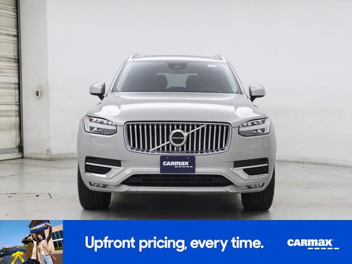 2024 Volvo XC90 B6 Ultimate Bright Theme