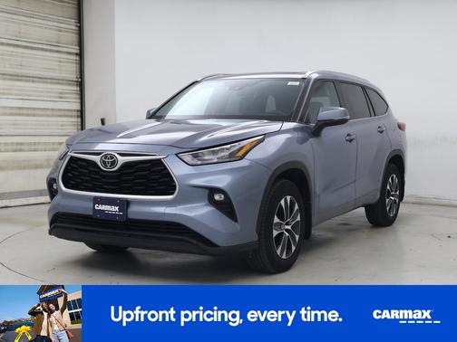 Blue 2020 Toyota Highlander XLE