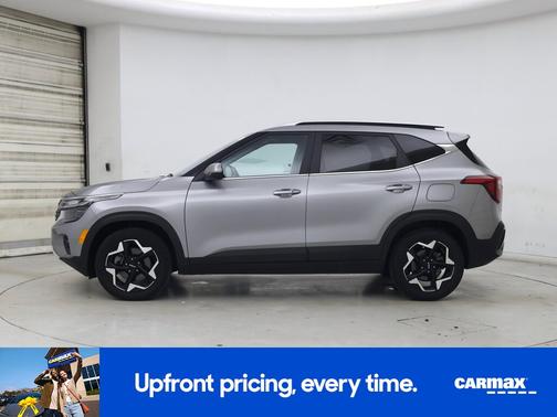Gray 2024 Kia Seltos EX