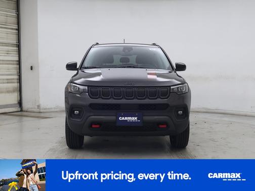 Gray 2022 Jeep Compass Trailhawk