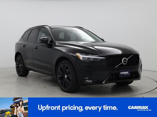 2023 Volvo XC60 B5 Plus Dark Theme