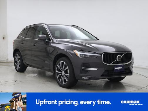 2022 Volvo XC60 B5 Momentum