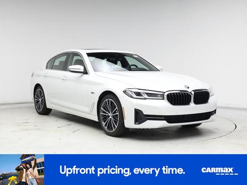 2022 BMW 530e 