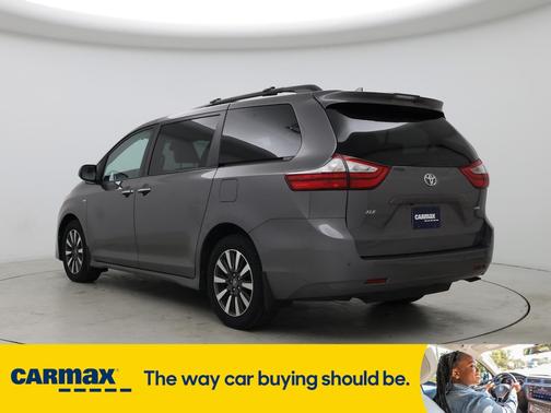 2018 Toyota Sienna XLE Premium