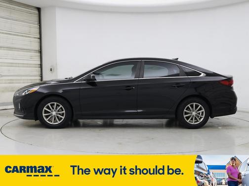 2018 Hyundai SONATA SE