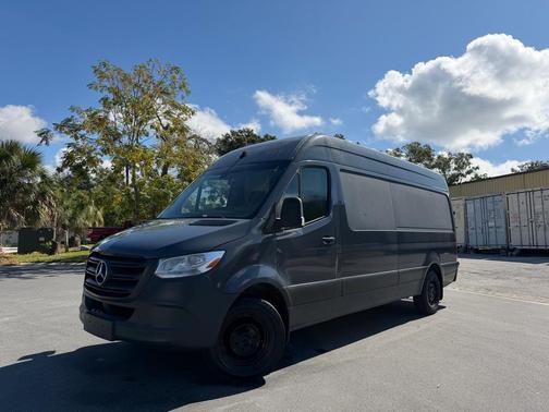 2019 Mercedes-Benz Sprinter 2500 High Roof