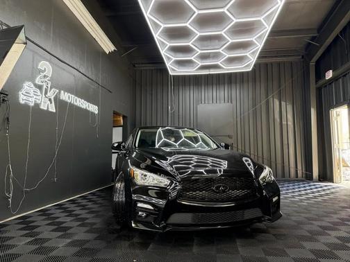 Black 2015 INFINITI Q50 Sport