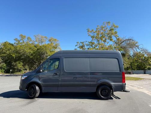 2019 Mercedes-Benz Sprinter 2500 High Roof