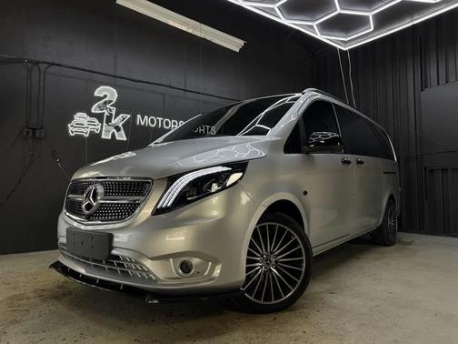 Silver 2016 Mercedes-Benz Metris Base