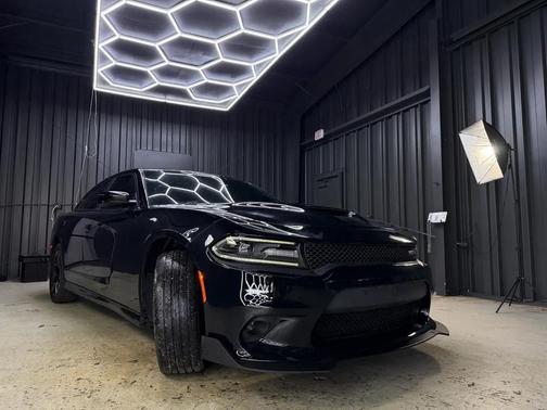 Pitch Black Clearcoat 2019 Dodge Charger GT