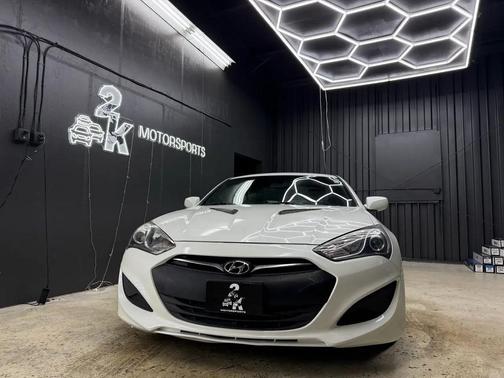 2013 Hyundai Genesis Coupe 2.0T Premium
