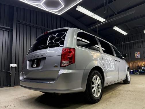Billet Clearcoat 2018 Dodge Grand Caravan SXT