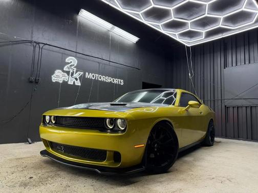 2015 Dodge Challenger R/T Plus