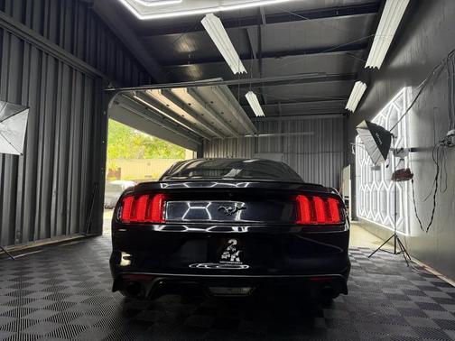 2015 Ford Mustang EcoBoost